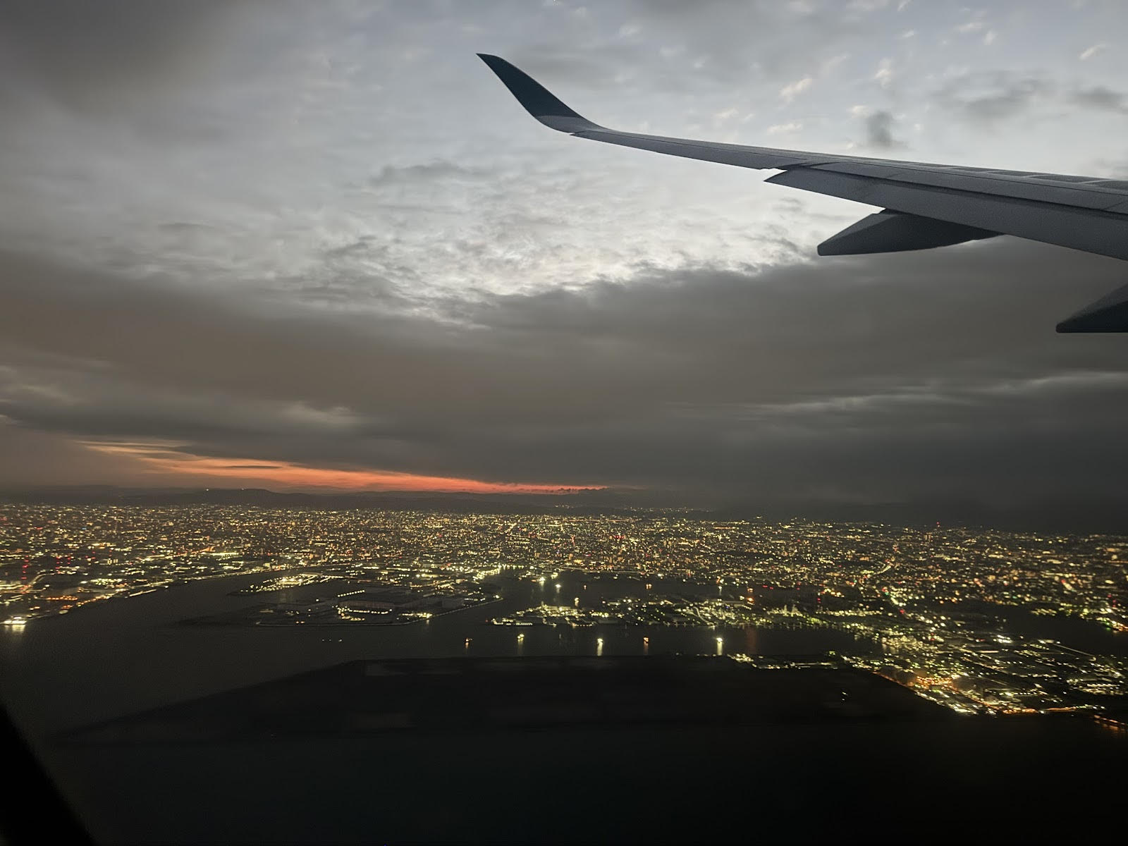 飛行機からの夜景